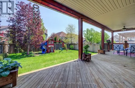 10 Deer Creek Street Kitchener ON N2A 0E7
