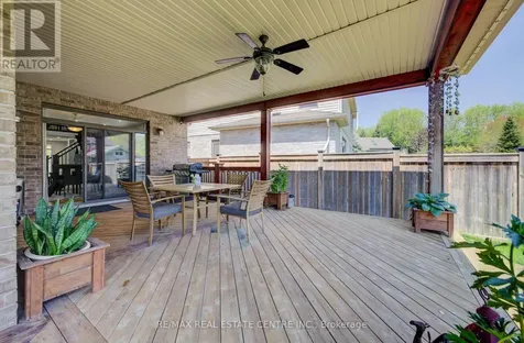 10 Deer Creek Street Kitchener ON N2A 0E7