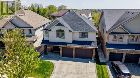 10 Deer Creek Street Kitchener ON N2A 0E7