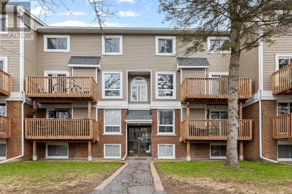520 Fenerty Court Ottawa ON K2L 3B1
