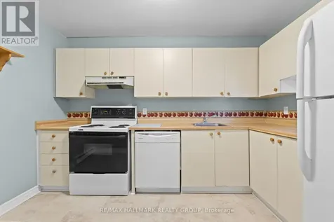 520 Fenerty Court Ottawa ON K2L 3B1