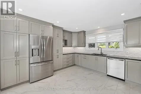 12 Largo Crescent Ottawa ON K2G 3C7