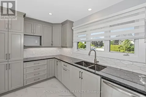 12 Largo Crescent Ottawa ON K2G 3C7