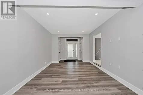 12 Largo Crescent Ottawa ON K2G 3C7