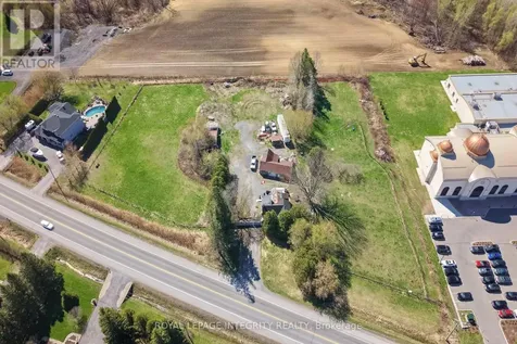 3890 Navan Road Ottawa ON K4B 1H9