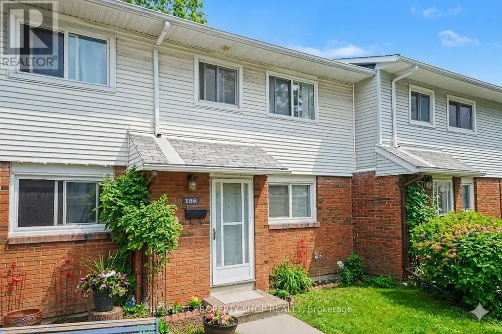 1045 Morrison Drive Ottawa ON K2H 7L2