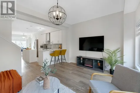 290 Equestrian Way Cambridge ON N3E 0E7