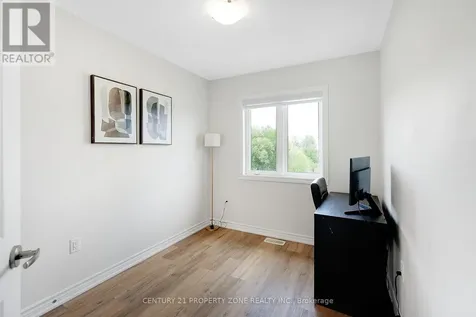 290 Equestrian Way Cambridge ON N3E 0E7