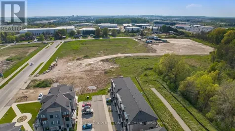 290 Equestrian Way Cambridge ON N3E 0E7