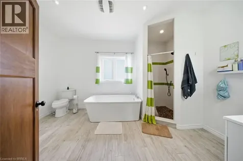 5 Echo Villa Avenue Brantford ON N3S 6X8