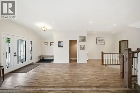 5 Echo Villa Avenue Brantford ON N3S 6X8