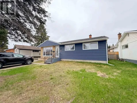 1267 Valley Drive Kenora ON P9N 2W8