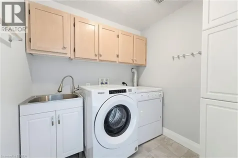 62 Kipling Avenue Guelph ON N1H 8C4