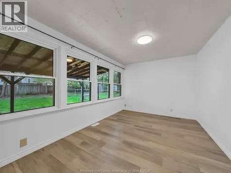 1183 Felix Avenue Windsor ON N9C 3L6