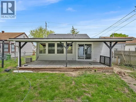 1183 Felix Avenue Windsor ON N9C 3L6