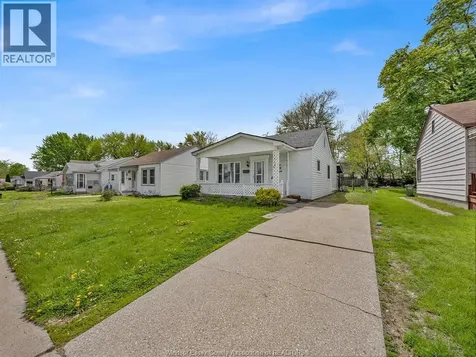 1183 Felix Avenue Windsor ON N9C 3L6