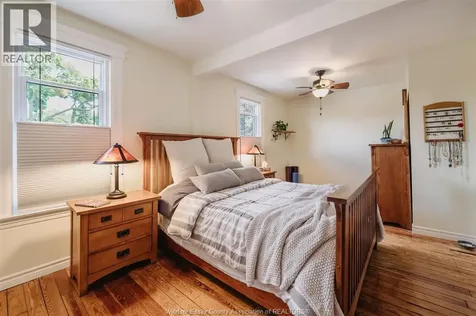 235 Oak Avenue Windsor ON N9A 5E5