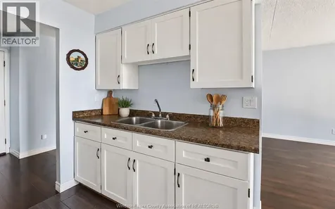 150 Park Street West Windsor ON N9A 7A2