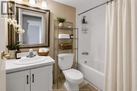 150 Park Street West Windsor ON N9A 7A2