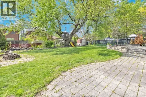 5735 Ninth Street Lasalle ON N9H 1P3
