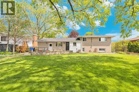 5735 Ninth Street Lasalle ON N9H 1P3