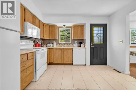 5735 Ninth Street Lasalle ON N9H 1P3
