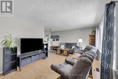 86 Jasper Avenue Smiths Falls ON K7A 4E1