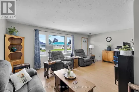 86 Jasper Avenue Smiths Falls ON K7A 4E1