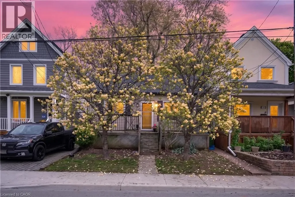 147 Strachan Street East Hamilton ON L8L 3M7