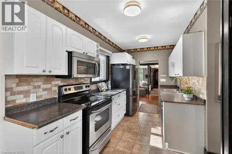 147 Strachan Street East Hamilton ON L8L 3M7