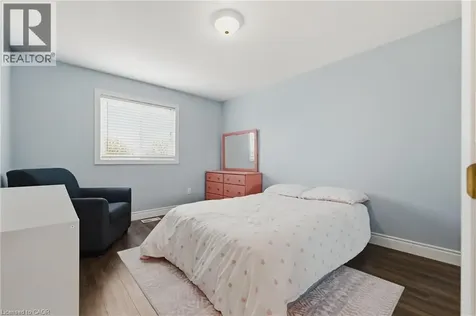 113 Hollyridge Crescent Kitchener ON N2N 3N5