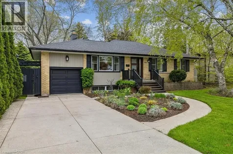 316 River Side Drive Oakville ON L6K 3N4