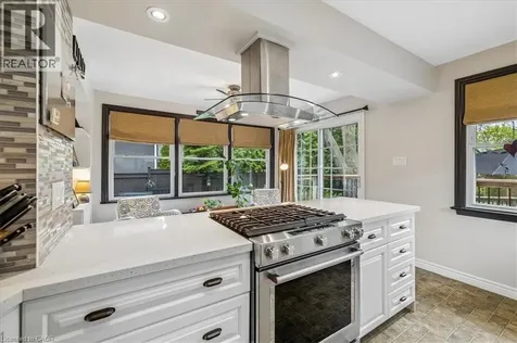 316 River Side Drive Oakville ON L6K 3N4