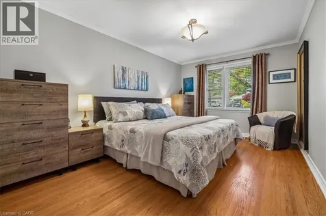 316 River Side Drive Oakville ON L6K 3N4