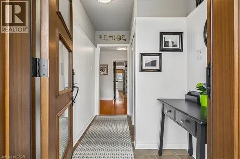 316 River Side Drive Oakville ON L6K 3N4