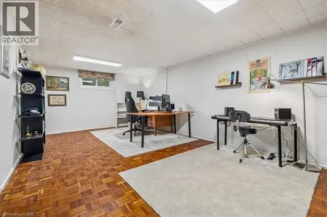 316 River Side Drive Oakville ON L6K 3N4