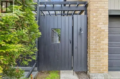 316 River Side Drive Oakville ON L6K 3N4