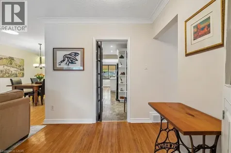 316 River Side Drive Oakville ON L6K 3N4