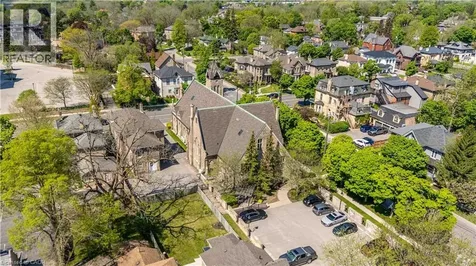 21 Richmond Street Brantford ON N3T 3X9