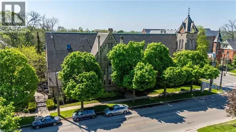 21 Richmond Street Brantford ON N3T 3X9