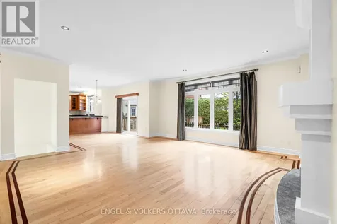 1130 Emperor Avenue Ottawa ON K1Z 8C1