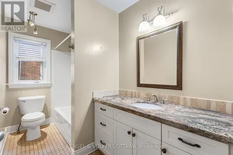 1130 Emperor Avenue Ottawa ON K1Z 8C1