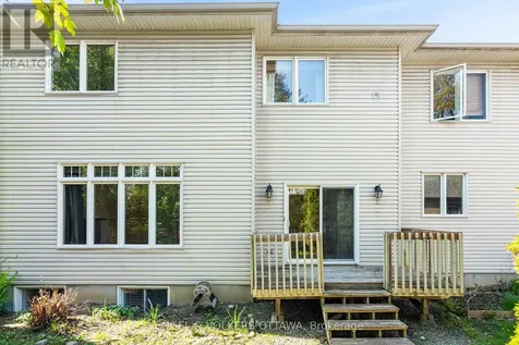 1130 Emperor Avenue Ottawa ON K1Z 8C1
