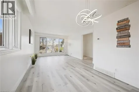 27 Silverspring Crescent Kitchener ON N2M 4P1