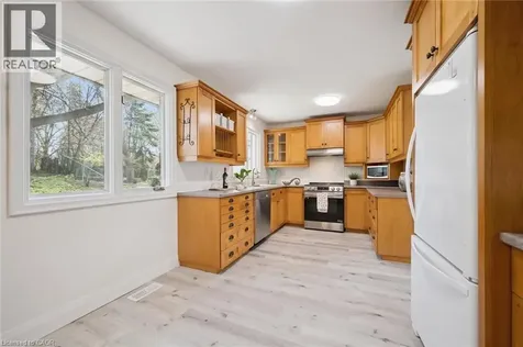 27 Silverspring Crescent Kitchener ON N2M 4P1