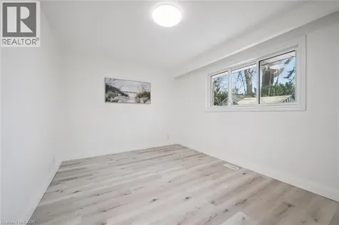 27 Silverspring Crescent Kitchener ON N2M 4P1
