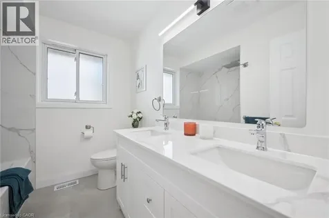 27 Silverspring Crescent Kitchener ON N2M 4P1