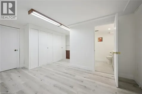 27 Silverspring Crescent Kitchener ON N2M 4P1