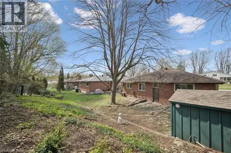 27 Silverspring Crescent Kitchener ON N2M 4P1