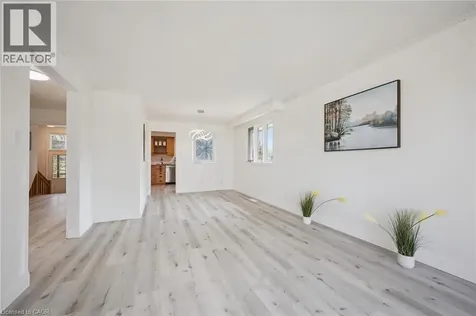 27 Silverspring Crescent Kitchener ON N2M 4P1